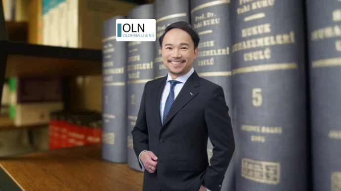 Simon Wong | 公司及商業法 律師